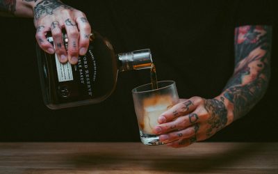 세계 음주 문화와 법률: 여행자를 위한 필수 가이드