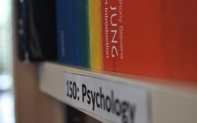 헤어진 연인이 다시 돌아오는 심리: 이별과 재회 사이의 복잡한 감정 탐구