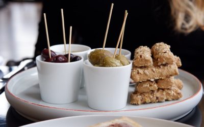 미식의 향연, 2025년 전세계 맛집 여행 트렌드와 꿀팁 대방출!